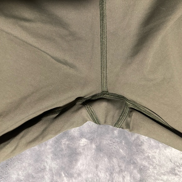 WOMEN'S LOW-RISE TIGHT 21" size Large - Picture 7 of 11